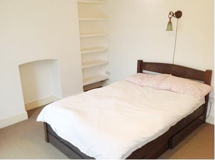 Room in a Shared Flat, Youngs Court, SW11