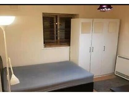 Room in a Shared Flat, Youngs Court, SW11