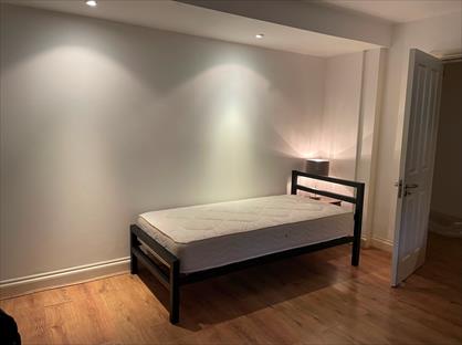 Room in a Shared Flat, London Road, HA1