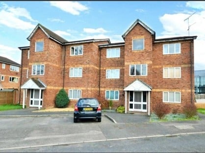 1 Bed Flat, Simmonds Close, RG42