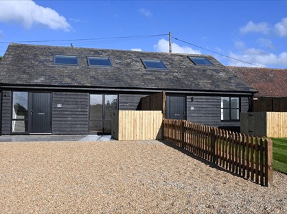 3 Bed Semi-Detached House, Orchard Heights, TN12