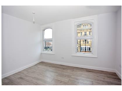 Room in a Shared House, Holloway Road, N7