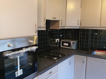 3 Bed Terraced House, Mill Lane, WF17