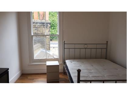Room in a Shared Flat, Wandsworth Road, SW8