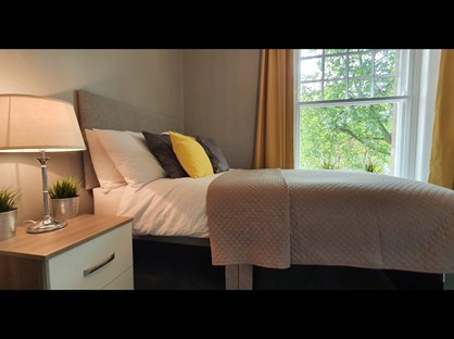 Room in a Shared Flat, High Street, ST5