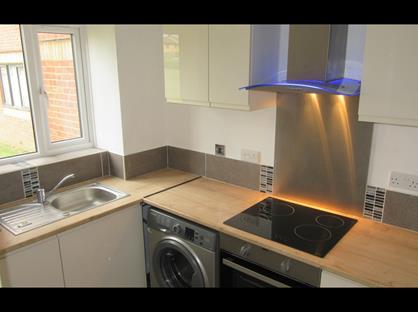 1 Bed Flat, Chestnut Road, SS16