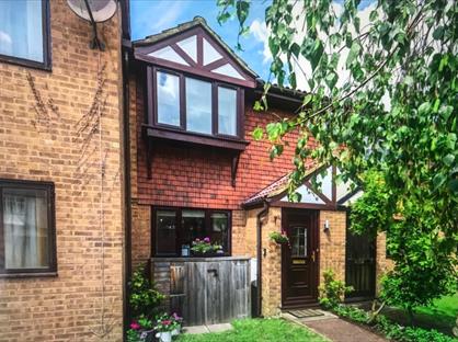1 Bed Terraced House, Rotherwood Close, SW20