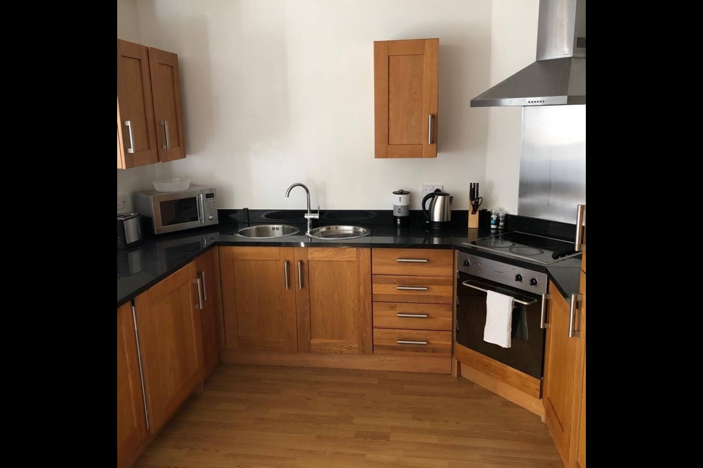 2 Bed Flat, Burgess House, LE1 photo 3