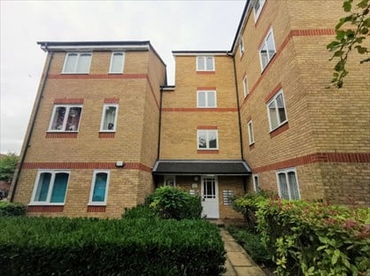 1 Bed Flat, Telegraph Place, E14