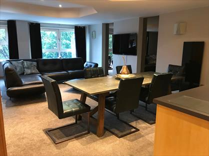 3 Bed Flat, Waterloo Street, LS10