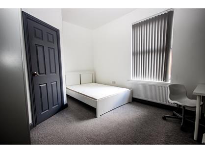 Room in a Shared House, Hayfield Road, M6