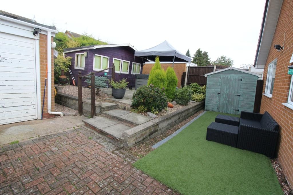 Bramcote, Nottingham 3 Bed Bungalow, Pimlico Avenue, NG9 To Rent Now for £1,175.00 p/m