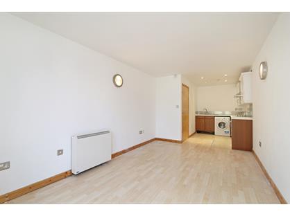 2 Bed Flat, Raquel Court, SE1