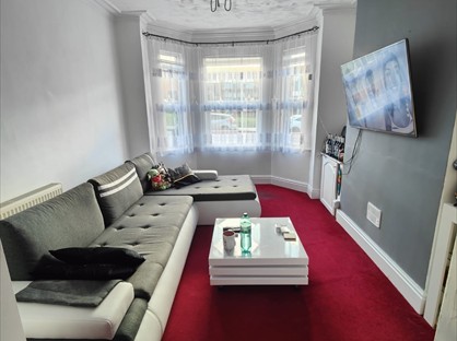 3 Bed Terraced House, Church Street, CH5