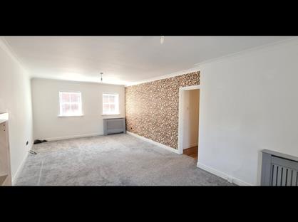 2 Bed Flat, Prince Street, HU1