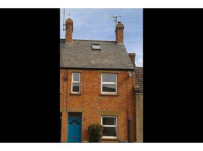 3 Bed End Terrace, South St, TA18