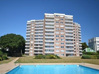 2 Bed Flat, Manor Road, BH1