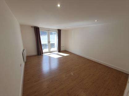 2 Bed Flat, Watsons Yard, CM23