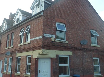 2 Bed Terraced House, Upper Brook Street, SY11