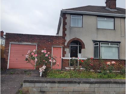 3 Bed Semi-Detached House, Green Road, DY2