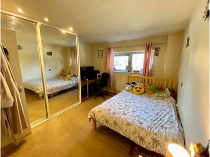 2 Bed Flat, Violet Road, E3