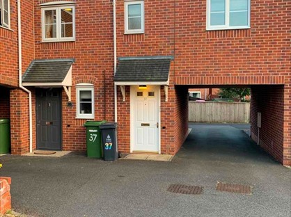 2 Bed Flat, Pelsall, WS3