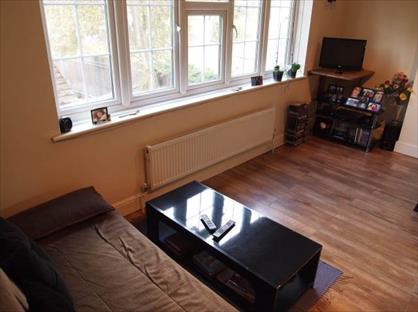 Studio Flat, Maxwell Road, HA6