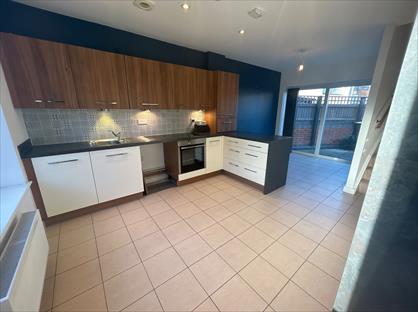 3 Bed Semi-Detached House, Broad Oak Lane, CO4