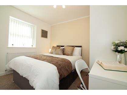 Room in a Shared House, Castle Street, SK3