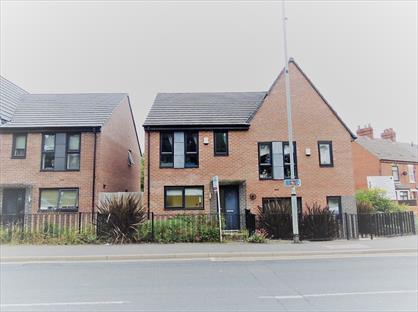 2 Bed Semi-Detached House, Wakefield Road, WF9