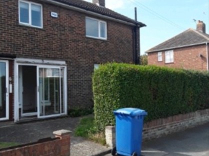 3 Bed Semi-Detached House, Hawthorn Avenue, ME12