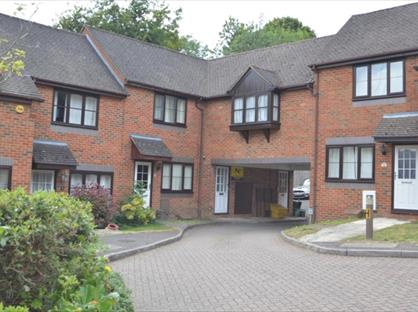 Studio Flat, The Cloisters, HP13