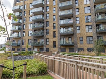 2 Bed Flat, James Smith Court, DA1