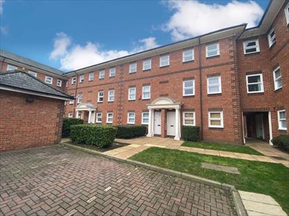 2 Bed Maisonette, Braemar Court, MK40