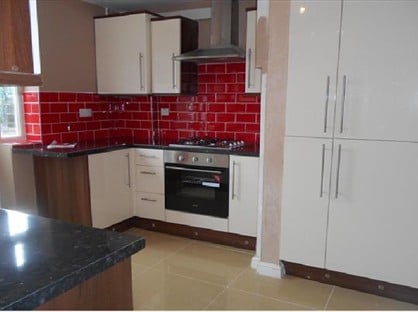 2 Bed Maisonette, Duke Road, IG6