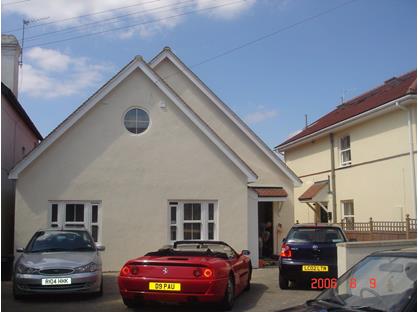 2 Bed Flat, Washington Road, KT4