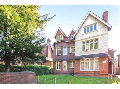 Studio Flat, Aldrington Road, SW16