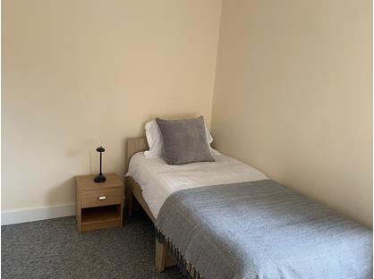 Room in a Shared House, Bowling Street, NG18