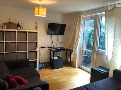 Room in a Shared House, Wood Lane, W12