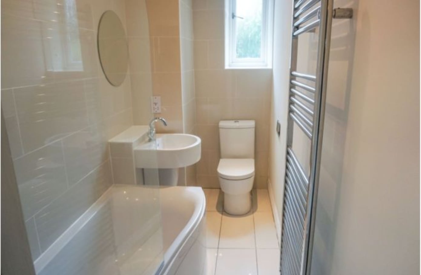 2 Bed Flat, Edinburgh, EH8 photo 3