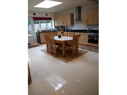 Room in a Shared House, Coombe Lane, SW20