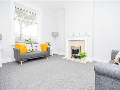 2 Bed Terraced House, Atlas Road, BB3