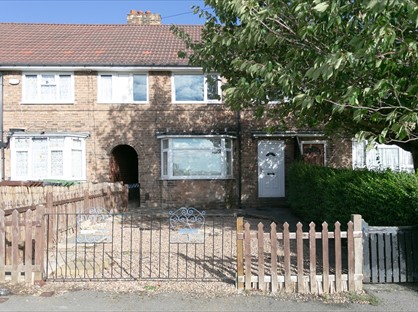 3 Bed Terraced House, Dufton Approach, LS14