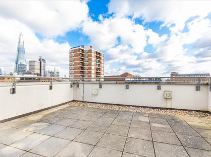 3 Bed Flat, Signal House, SE1