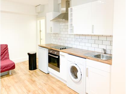 Studio Flat, Tufnell Park Road, N19