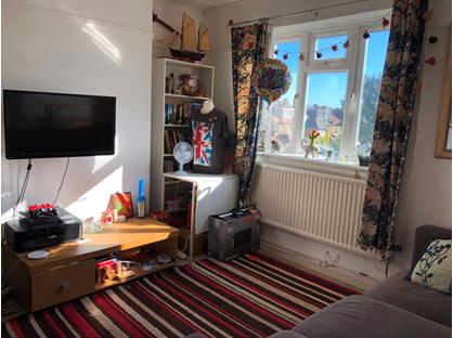 Room in a Shared Flat, Sir Alexander Road, W3