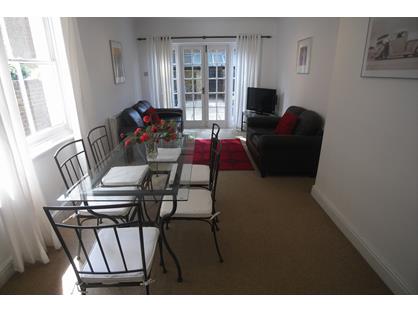 2 Bed Flat, Agate Road, W6