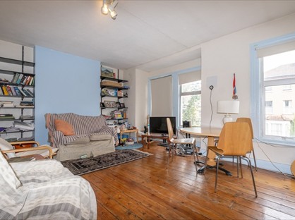 1 Bed Flat, Martell Road, SE21