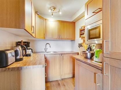Studio Flat, Spencer Mews, W6