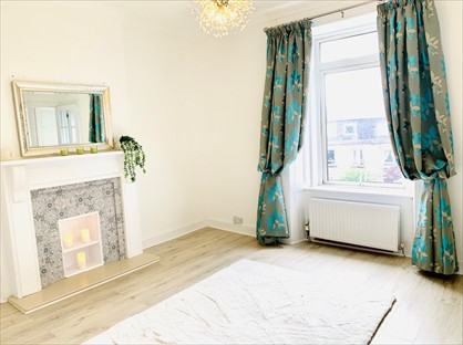 3 Bed Terraced House, Ettrick Terrace, TD9